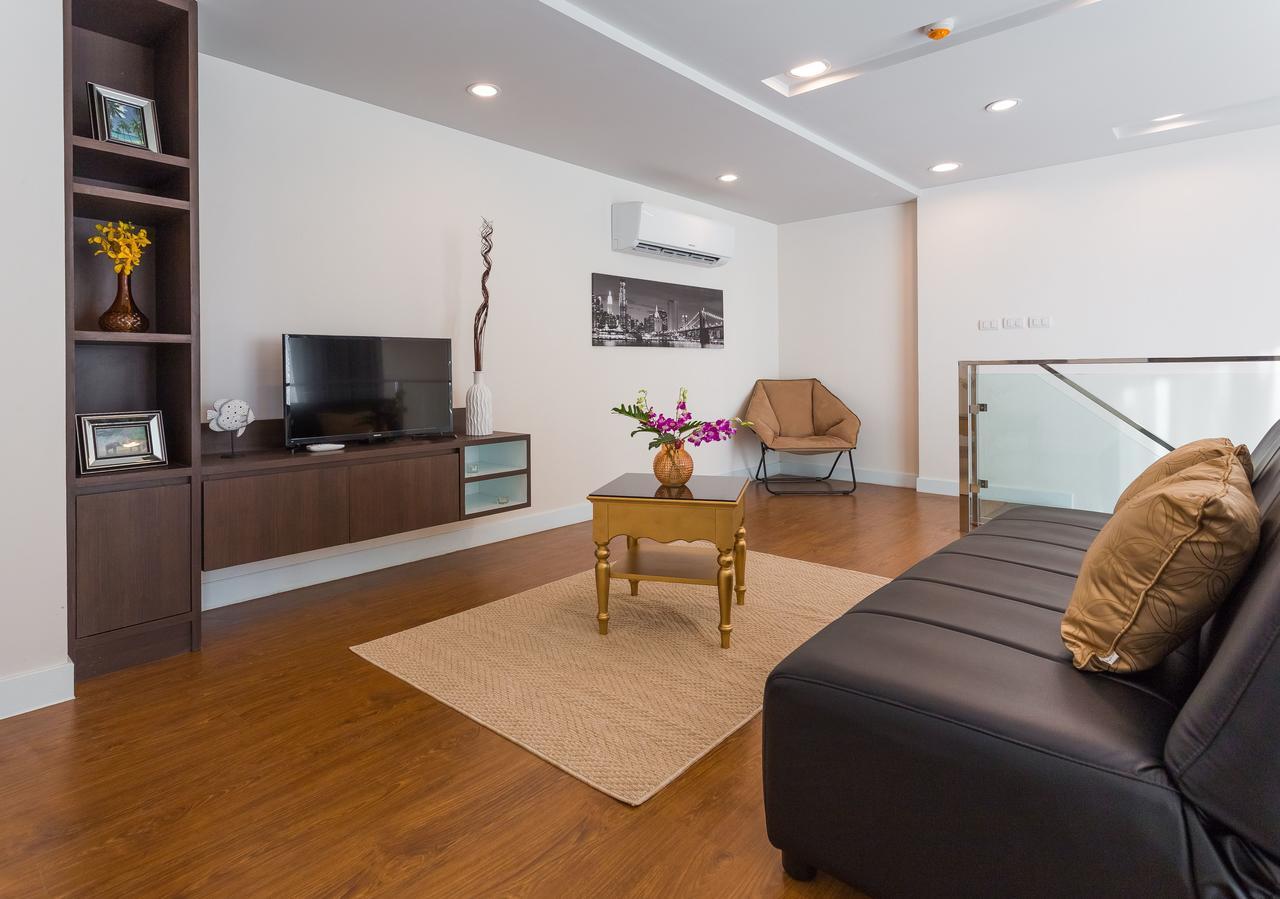 Appartamento The Aristo By Holy Cow, 2-Br Loft, 90 M2, Pool View Surin Beach  Esterno foto